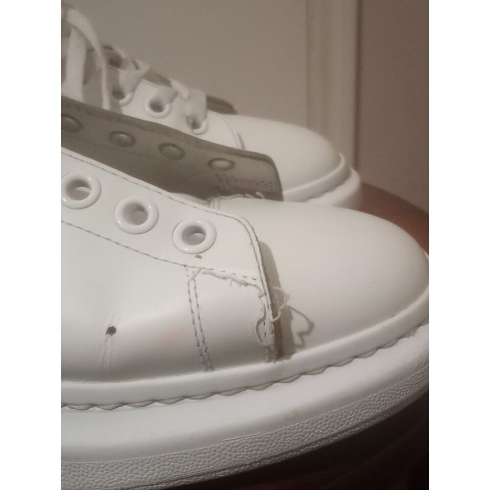 Women ALEXANDER MCQUEEN Elgar U Oversized Leather Lace-up Sneakers, Size 42 (11) - Picture 4 of 12